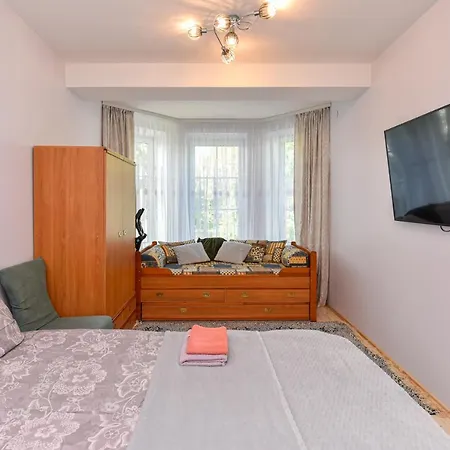 Medziotoju In Old Апартаменти