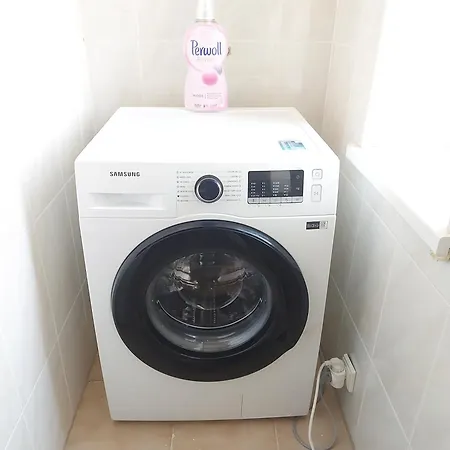 Апартаменти Medziotoju In Old *